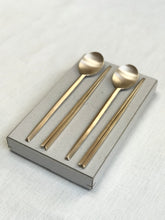 Load image into Gallery viewer, Haus Yoon Yugi Spoon & Chopstick Set for 2