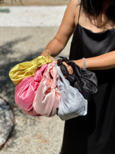 Load image into Gallery viewer, Mini Nossi Bag Timeless Black