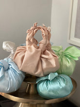 Load image into Gallery viewer, Mini Nossi Bag Pale Beige