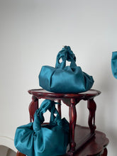 Load and play video in Gallery viewer, *New* Mini Nossi Bag Peacock Teal
