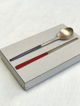 Load image into Gallery viewer, Haus Yoon Ottchil Spoon &amp; Chopstick set

