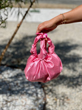 Load image into Gallery viewer, Mini Nossi Bag LA Pink
